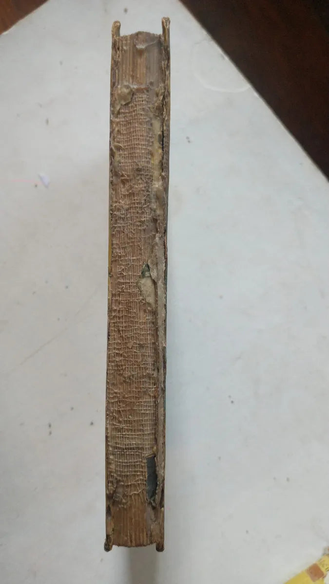 Libro usado en venta: Los tigres de la Malasia de Emilio Salgari; editorial Acme impreso en 1956 realizamos envios a todo el mundo.2