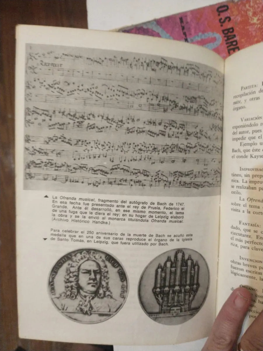 Libro usado en venta: Iniciacion musical Vol. 1 - Vol. 2 de Oscar S. Bareilles; editorial Kapelusz impreso en 1968 realizamos envios a todo el mundo.2