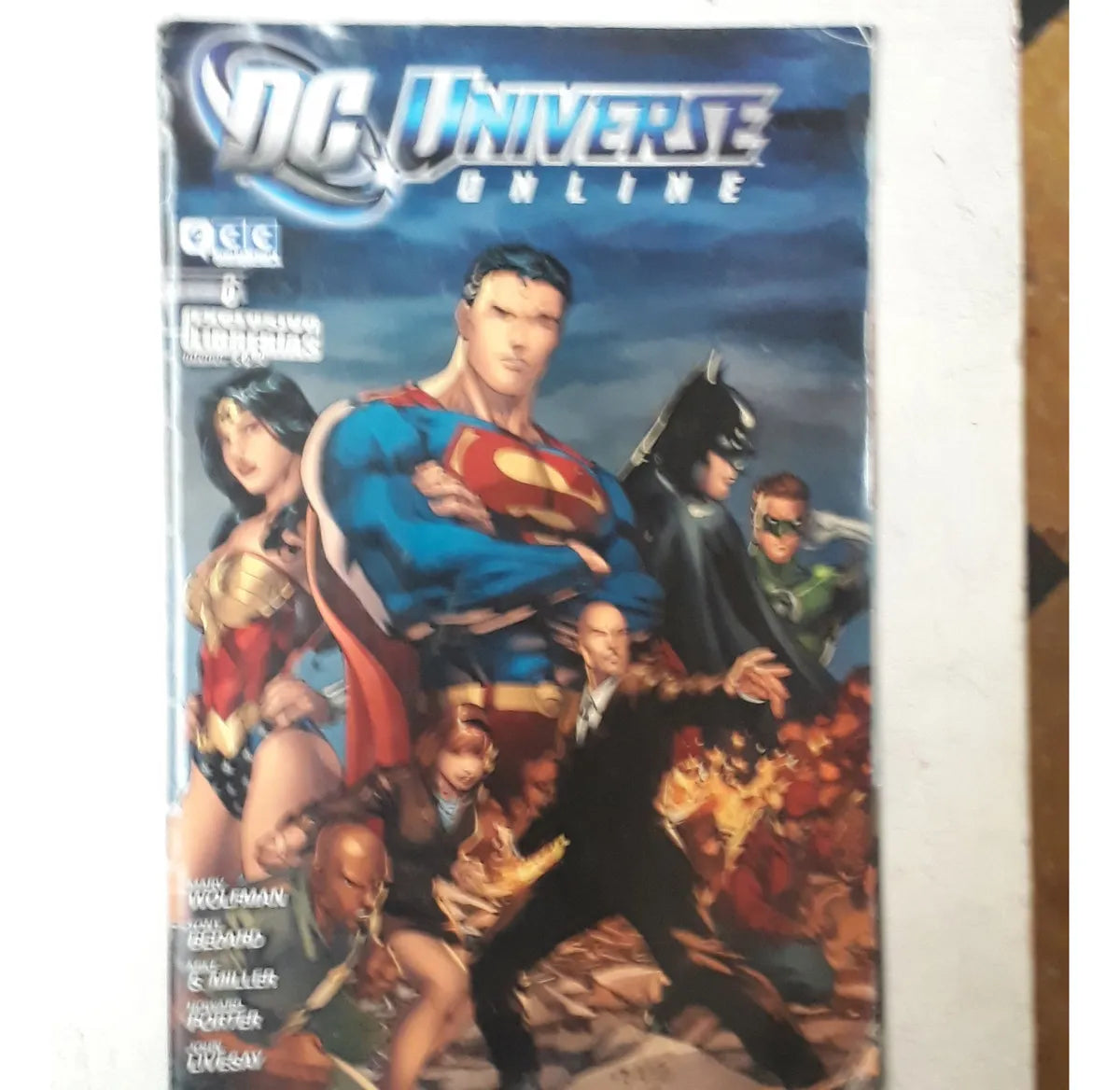 Libro usado en venta: DC Universe Online - n? 6; editorial DC impreso en 2013 realizamos envios a todo el mundo.1