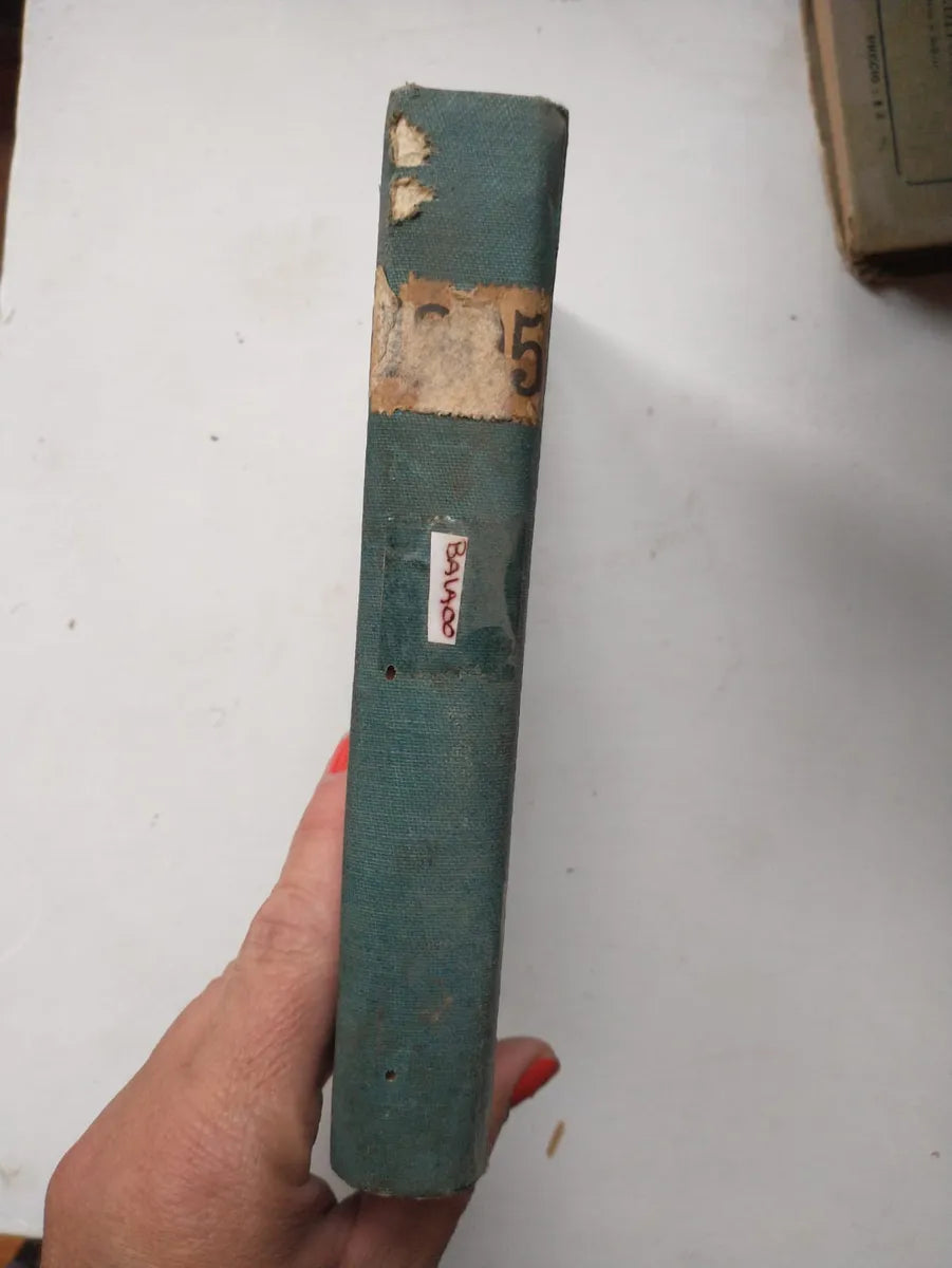 Libro usado en venta: La invasion de los herejes de Bernardo Gonzalez Arrili; editorial Buenos Aires impreso en 1926 realizamos envios a todo el mundo.2
