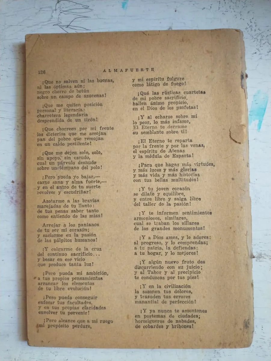 Libro usado en venta: Romancero criollo de Leon Benaros; editorial Corregidor impreso en 1977 realizamos envios a todo el mundo.2