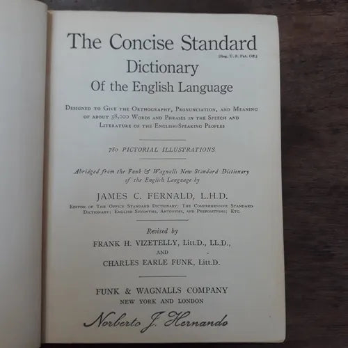 Libro usado en venta: The concise standart dictionary of the english language; editorial Funk & Wagnalls impreso en 1942 envios a todo el mundo.1