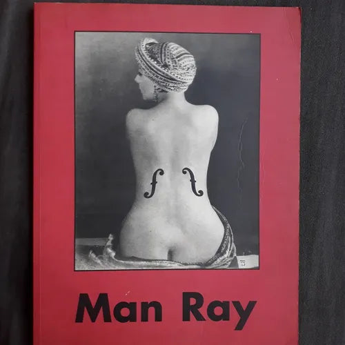 Libro usado en venta: Man Ray (1890-1976) (serie Menor); editorial Benedikt Taschen impreso en 1997 realizamos envios a todo el mundo.1