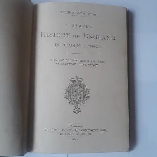 Libro usado en venta: A simple history of england in reading lessons; editorial Thomas Nelson and Sons impreso en 1896 envios a todo el mundo.1