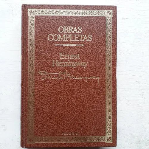 Libro usado en venta: Adios a las armas - Tener y no tener de Ernest Hemingway; editorial Seix Barral impreso en 1987 envios a todo el mundo.1