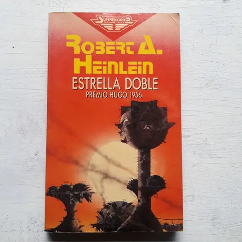 Libro usado en venta: Estrella doble de Robert A. Heinlein; editorial Martinez Roca impreso en 1987 realizamos envios a todo el mundo.1