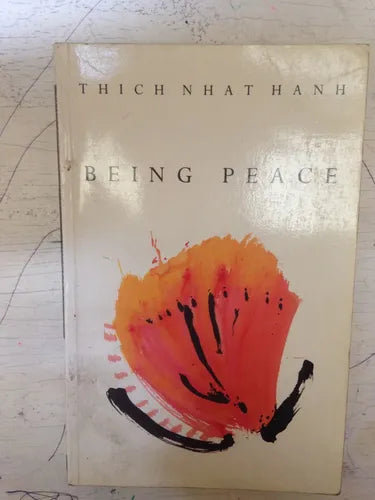 Libro usado en venta: Being peace de Thich Nhat Hanh; editorial Rider impreso en 1992 realizamos envios a todo el mundo.1