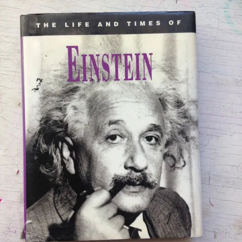 Libro usado en venta: The life and times of Einstein (Pocket) de James Brown; editorial Parragon impreso en 1994 realizamos envios a todo el mundo.1