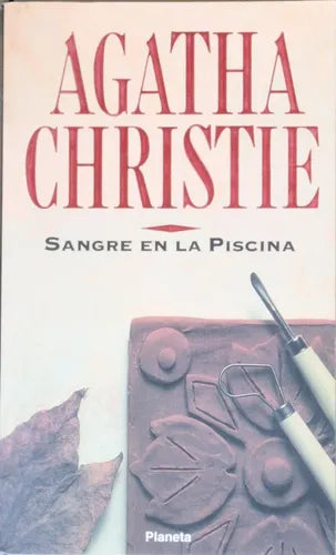 Libro usado en venta: Sangre en la piscina de Agatha Christie; editorial Planeta impreso en 2000 realizamos envios a todo el mundo.1
