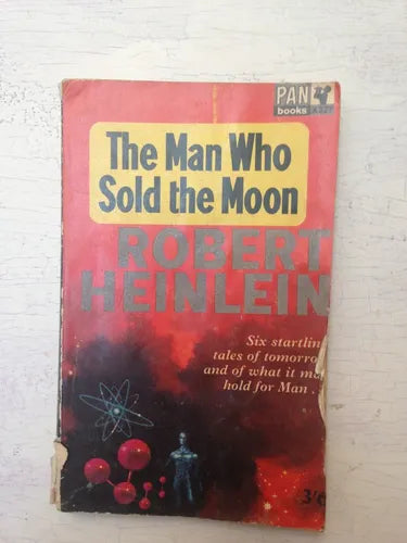 Libro usado en venta: The man who sold the moon de Robert A. Heinlein; editorial Pan Books impreso en 1963 realizamos envios a todo el mundo.1