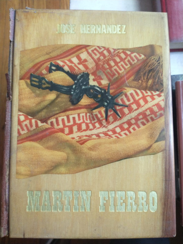 Libro usado en venta: El misterio del ataud griego de Ellery Queen; editorial Circulo de Lectores impreso en 1976 realizamos envios a todo el mundo.2