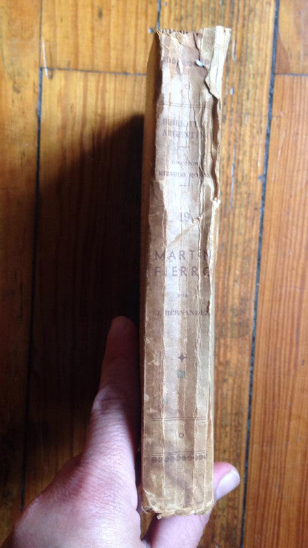 Libro usado en venta: El caso del cantante de rock de Carlos Schlaen; editorial Libros del quirquincho impreso en 1994 envios a todo el mundo.2