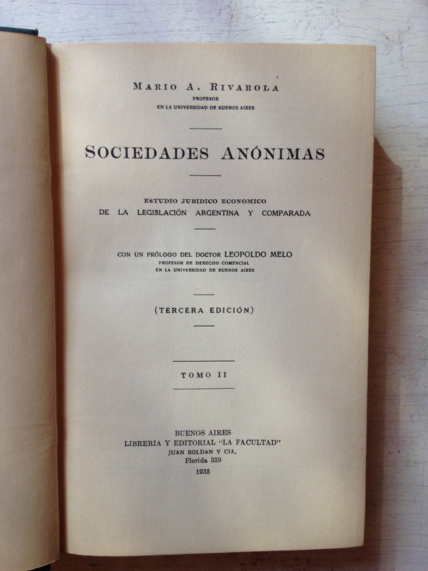 Libro usado en venta: Curso de Derecho registral inmobiliario; impreso en 1971 realizamos envios a todo el mundo.2