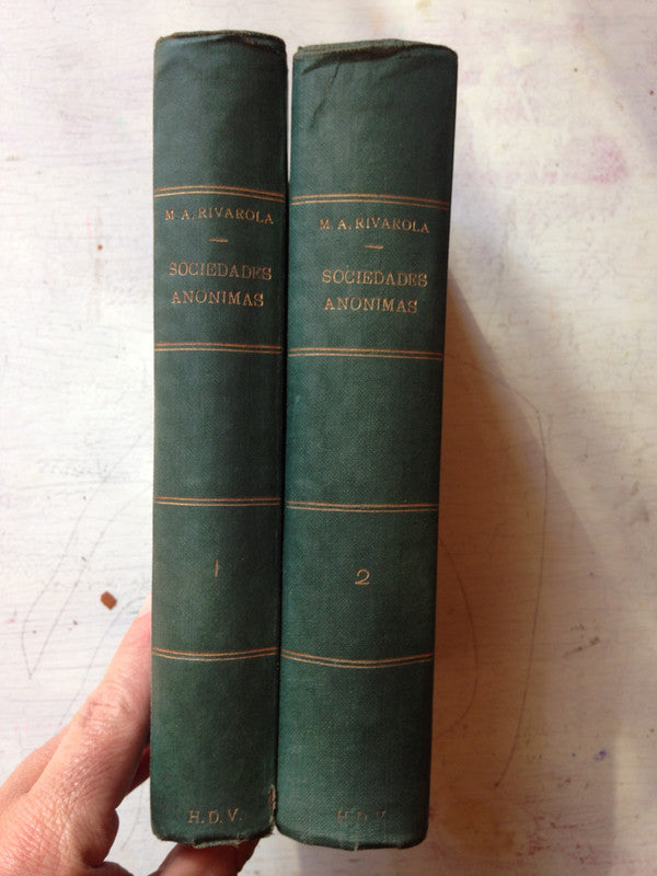 Libro usado en venta: Sociedades anonimas (2 Tomos) de Mario A. Rivarola; editorial La Facultad impreso en 1935 realizamos envios a todo el mundo.3
