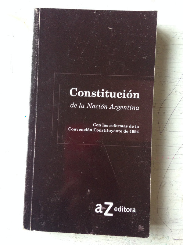 Libro usado en venta: Constitucion de la Nacion Argentina; editorial A-Z impreso en 2004 realizamos envios a todo el mundo.1