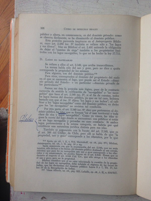 Libro usado en venta: Curso de derechos reales (3 tomos) de Marina Mariani de Vidal; editorial Victor P. de Zavalia impreso en 1974.2