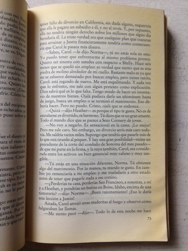Libro usado en venta: Desde el divan de Irvin D. Yalom; editorial Emece impreso en 1997 realizamos envios a todo el mundo.3