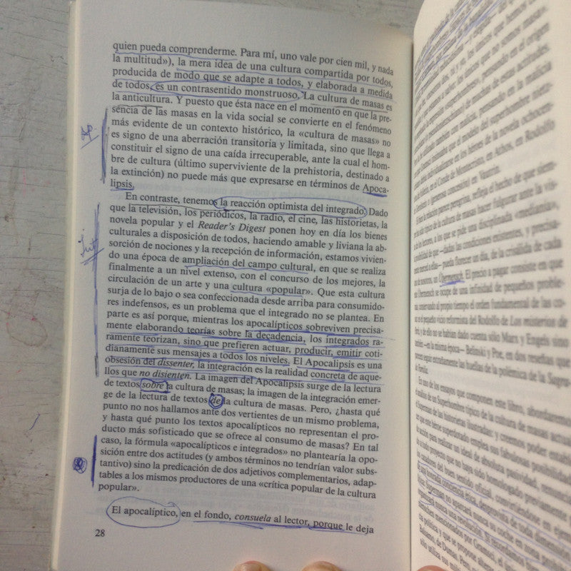 Libro usado en venta: Apocalipticos e integrados de Umberto Eco; editorial Tusquets impreso en 1995 realizamos envios a todo el mundo.3