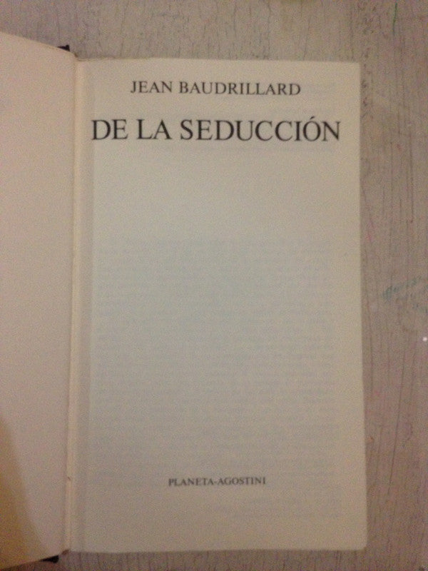 Libro usado en venta: Cleopatra de Renato Strozzi; editorial Selectas impreso en 1963 realizamos envios a todo el mundo.2