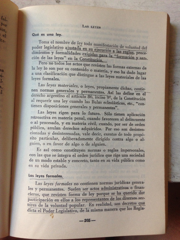 Libro usado en venta: Compendio de Instrucci?n Civica de Carlos Sanchez Viamonte; editorial Kapelusz impreso en 1961 envios a todo el mundo.2