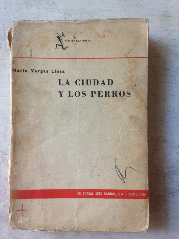 Libro usado en venta: La ciudad y los perros de Mario Vargas Llosa; editorial Seix Barral impreso en 1964 realizamos envios a todo el mundo.1