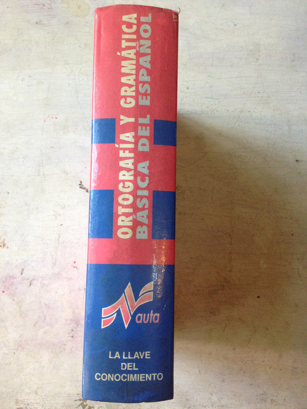 Libro usado en venta: El mundo de los animales; editorial Oceano realizamos envios a todo el mundo.2