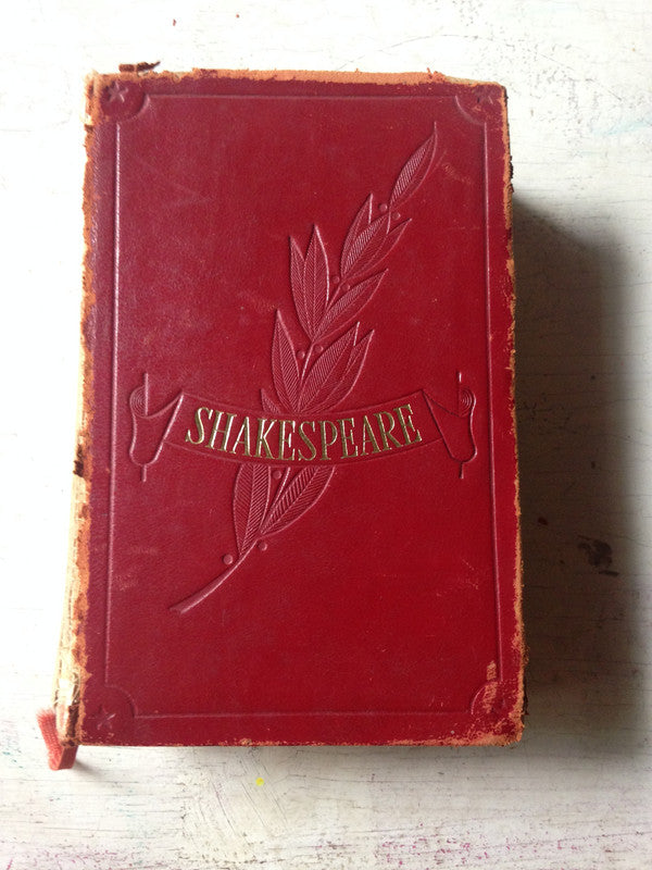 Libro usado en venta: Argentina-Judia de Horacio Calderon; editorial Legion impreso en 1975 realizamos envios a todo el mundo.2