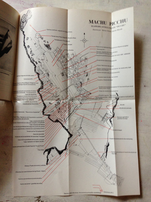 Libro usado en venta: De las sacerdotisas, brujas y adivinas de Machu Picchu de Marino O. Sanchez Macedo; editorial Cotentel Peru impreso en 1989.2