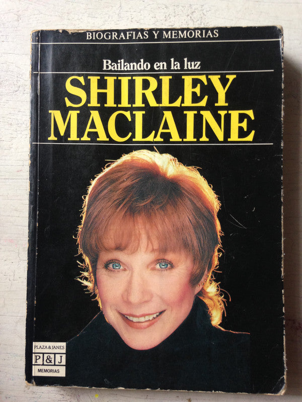 Libro usado en venta: Bailando en la luz de Shirley MacLaine; editorial Plaza & Janes impreso en 1986 realizamos envios a todo el mundo.1