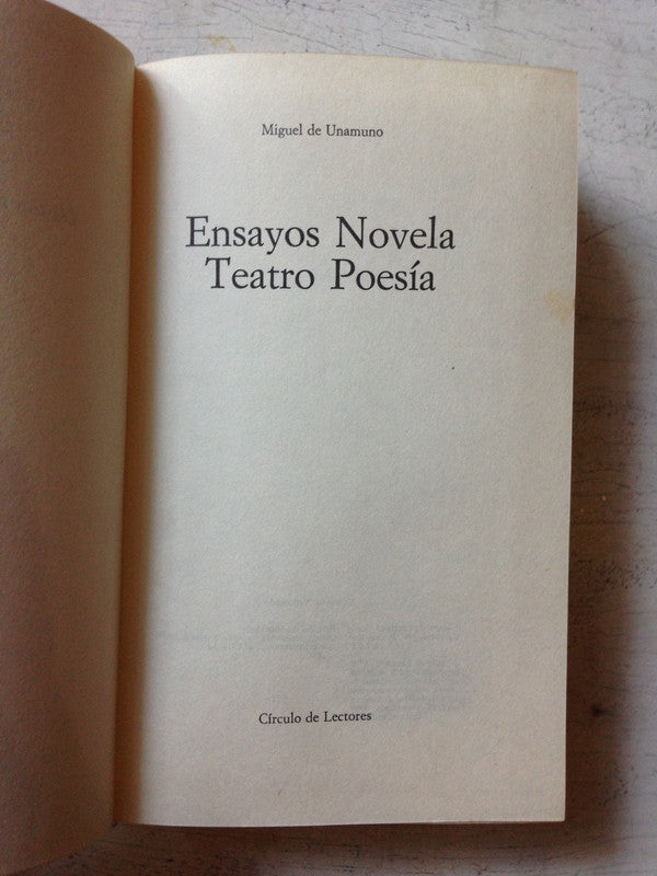 Libro usado en venta: Ensayos, Novela, Teatro, Poesia de Miguel de Unamuno; editorial Circulo de Lectores impreso en 1970 envios a todo el mundo.1