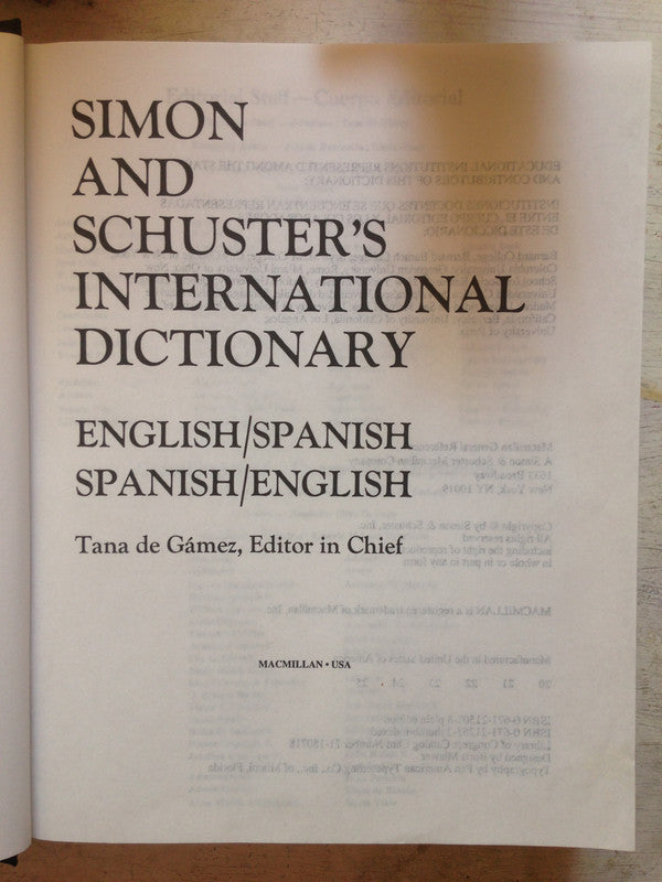 Libro usado en venta: Ultimate Hotel Design; editorial TeNeues impreso en 2004 realizamos envios a todo el mundo.2