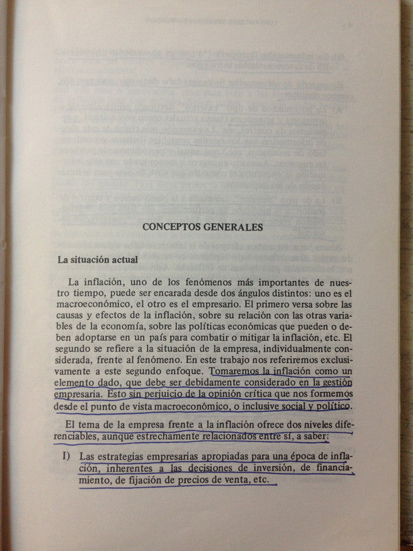 Libro usado en venta: Temas economicos de Manuel Acevedo; editorial Universidad impreso en 1989 realizamos envios a todo el mundo.2