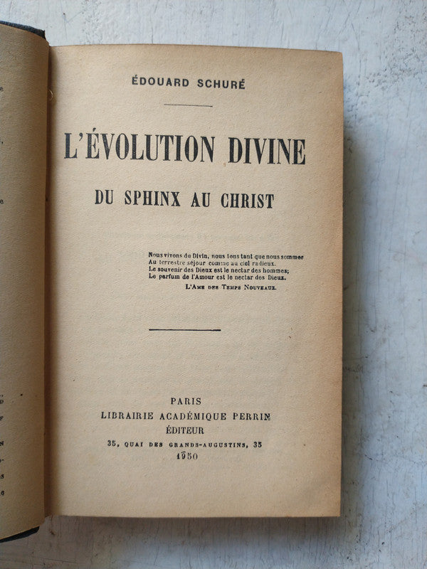 Libro usado en venta: L'Evolution divine du sphinx au Christ de Edouard Schure; editorial Librairie Academique Perrin impreso en 1950.1