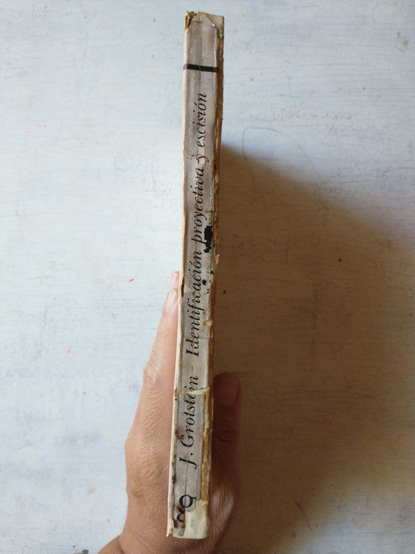 Libro usado en venta: La borra del cafe de Mario Benedetti; editorial Cal y Canto impreso en 1993 realizamos envios a todo el mundo.2