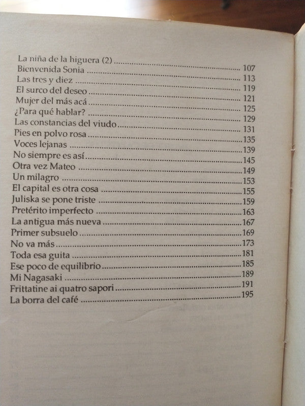 Libro usado en venta: La borra del cafe de Mario Benedetti; editorial Cal y Canto impreso en 1993 realizamos envios a todo el mundo.3