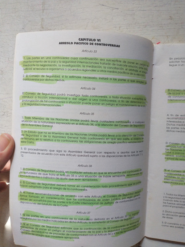 Libro usado en venta: Estatuto de la Corte Internacional de Justicia de Cartas de las Naciones Unidas; realizamos envios a todo el mundo.3