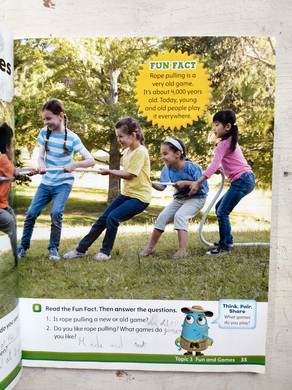 Libro usado en venta: Oraciones y respuestas de los Peregrinos 2; editorial Edelvives impreso en 2018 realizamos envios a todo el mundo.2