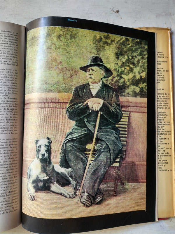 Libro usado en venta: El mundo contemporaneo (2 Tomos) de Los hombres de la historia; editorial Centro Editor de America Latina impreso en 1968.2