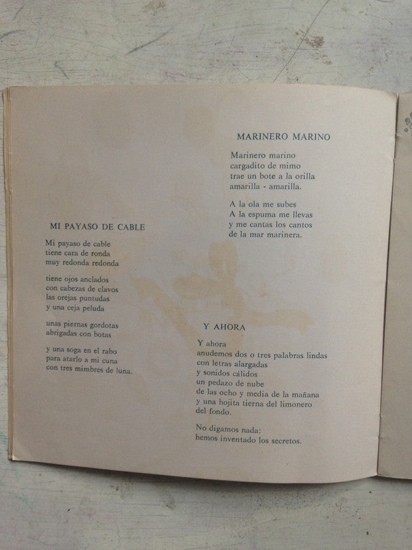 Libro usado en venta: Monoso - Aimejos - Amigles - Animales amigos y otras plantas de Anandi; editorial Auroville Press impreso en 1986.2