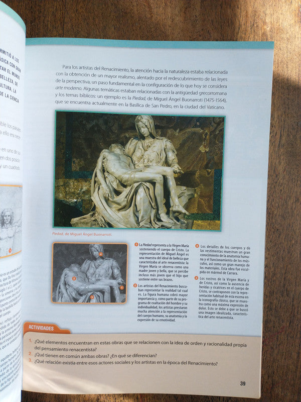 Libro usado en venta: Historia 2 - America y Europa (Siglos XIV a XIX); editorial SM impreso en 2017 realizamos envios a todo el mundo.4