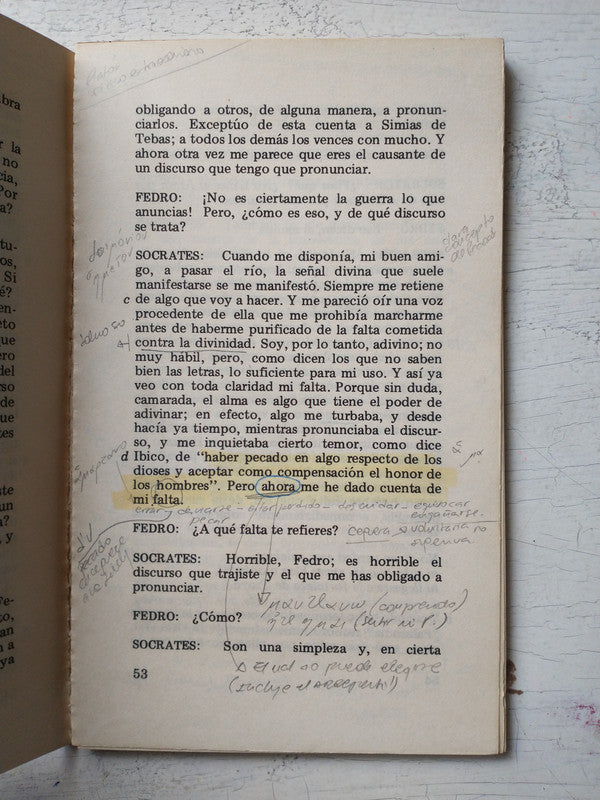 Libro usado en venta: Fedro, o de la belleza de Platon; editorial Aguilar impreso en 1982 realizamos envios a todo el mundo.3