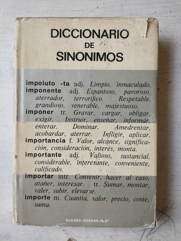 Libro usado en venta: Diccionario de sinonimos de Samuel Gili Gaya; editorial Biblograf impreso en 1968 realizamos envios a todo el mundo.1