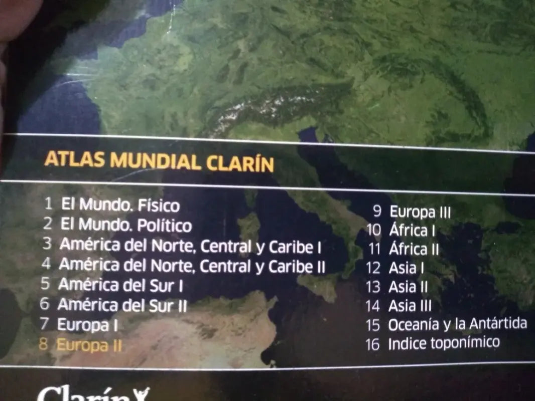 Libro usado en venta: Atlas Mundial Clarin del estudiante; editorial AGEA impreso en 2009 realizamos envios a todo el mundo.4