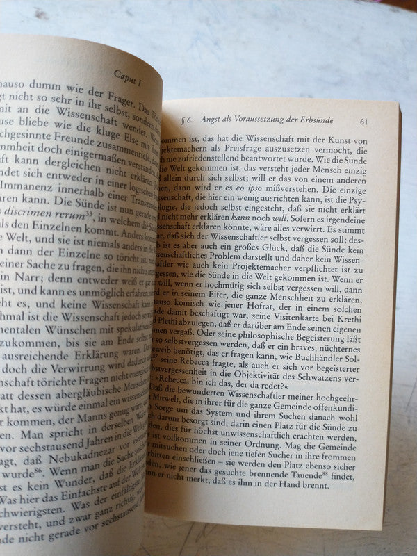 Libro usado en venta: Der Begriff Angst de Soren Kierkegaard; editorial Philipp Reclam Jun impreso en 1992 realizamos envios a todo el mundo.3