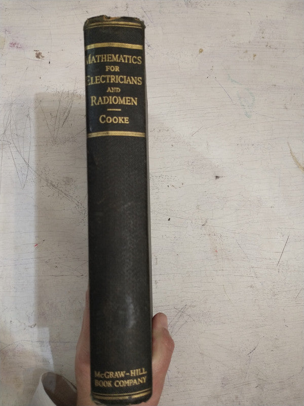 Libro usado en venta: La fuerza de las palabras; editorial Reader's Digest impreso en 2000 realizamos envios a todo el mundo.2