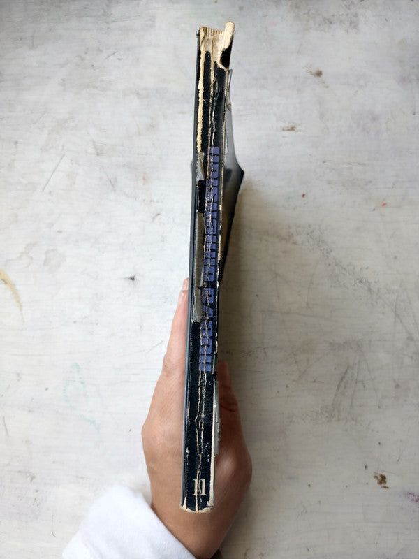 Libro usado en venta: Sobre heroes y tumbas de Ernesto Sabato; editorial Planeta impreso en 1974 realizamos envios a todo el mundo.2