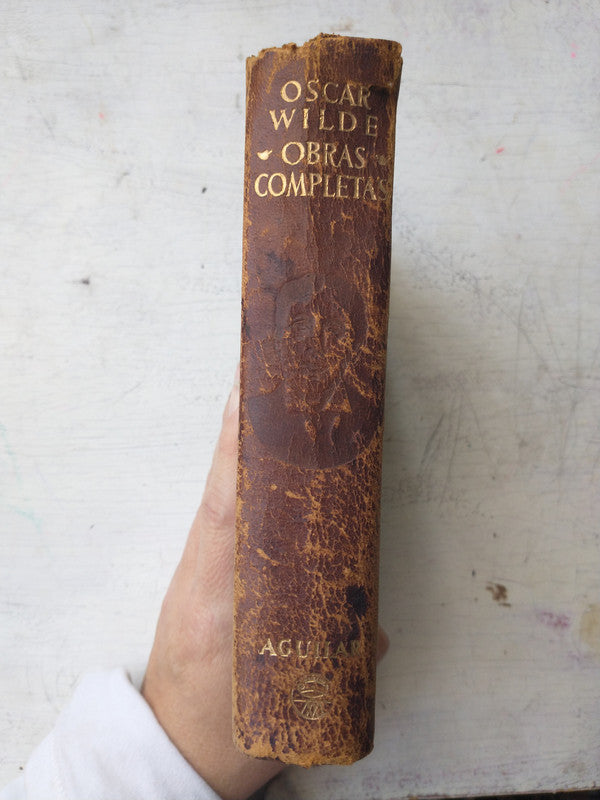 Libro usado en venta: Obras completas de Oscar Wilde; editorial Aguilar impreso en 1951 realizamos envios a todo el mundo.5