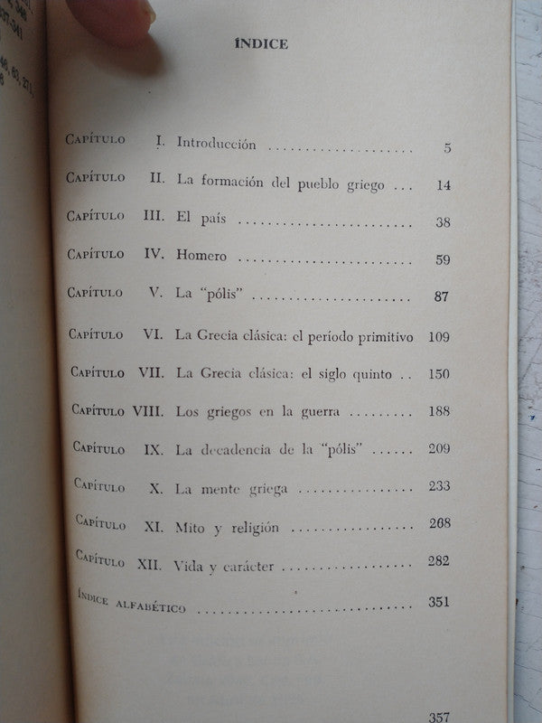 Libro usado en venta: Voces de un mundo distante de Arthur C. Clarke; editorial Emece impreso en 1986 realizamos envios a todo el mundo.2