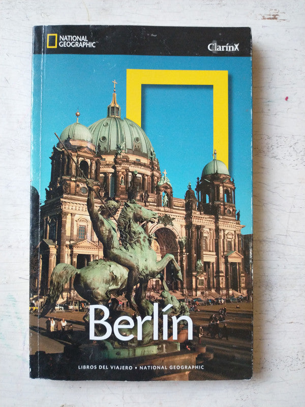 Libro usado en venta: Berlin - Libros del viajero de Damien Simonis; editorial AGEA impreso en 2013 realizamos envios a todo el mundo.1