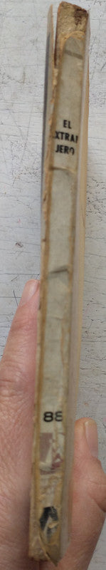 Libro usado en venta: El extranjero de Albert Camus; editorial Emece impreso en 1964 realizamos envios a todo el mundo.3